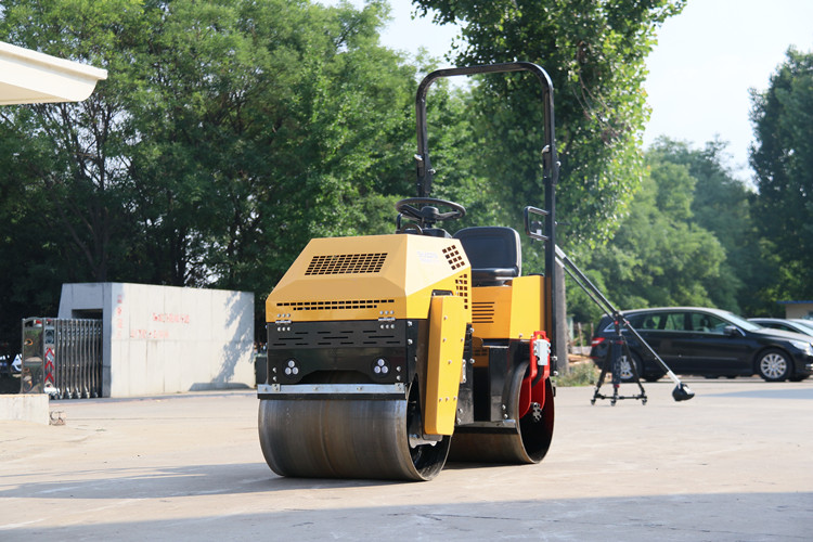 “明星款”小型壓路機(jī)，讓大家的選擇不再“迷路”！